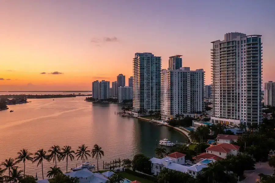 Smart Residential Investment Opportunities in Miami's Hot Real Estate Market