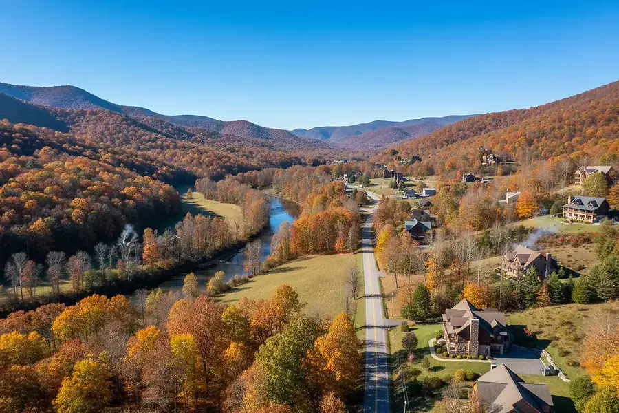 Why Mountain Communities in NC and TN Attract Smart Homebuyers