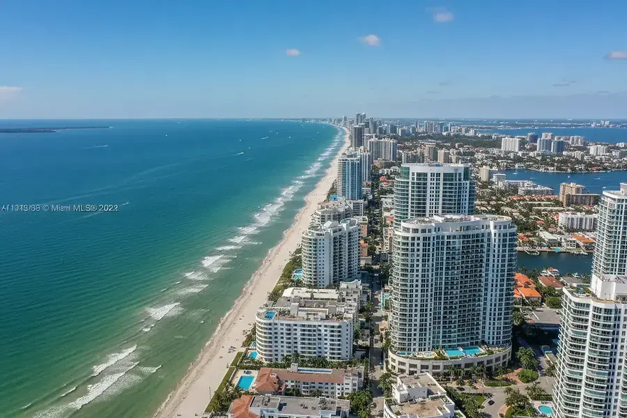 Residential Real Estate Market Dynamics Across South Florida's Top Neighborhoods