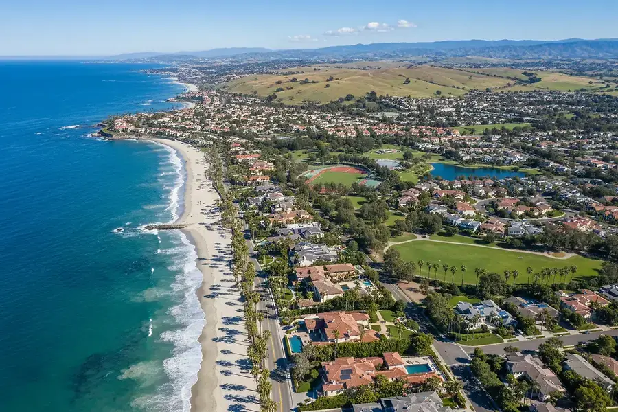 Luxury Coastal vs. Inland Communities: San Diego County Comparison