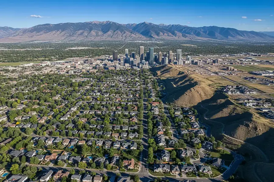 Navigating Utah's Diverse Real Estate Markets: Local Insights for Buyers and Sellers
