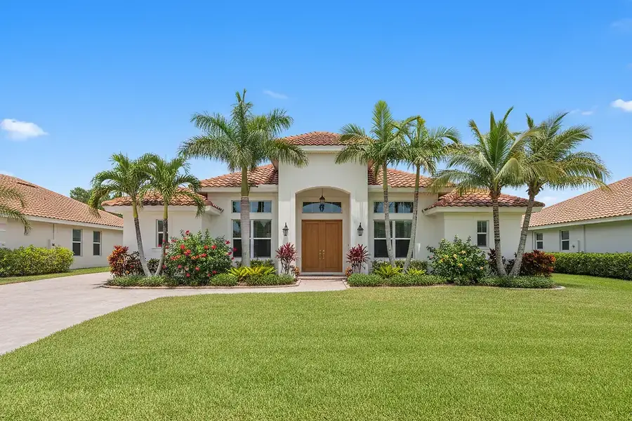 Selling Your Fort Myers Home: Timing, Pricing & Market Strategies