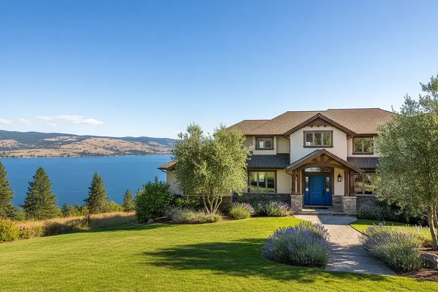 Selling Your Chelan Home: Essential Steps to Maximize Your Return