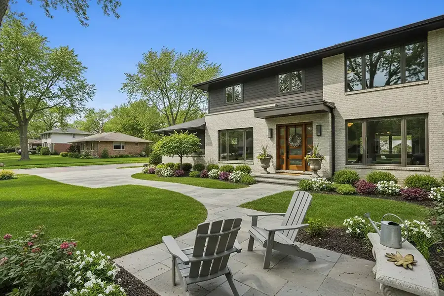 Selling Your Minneapolis Home: Strategies for Maximum Profit