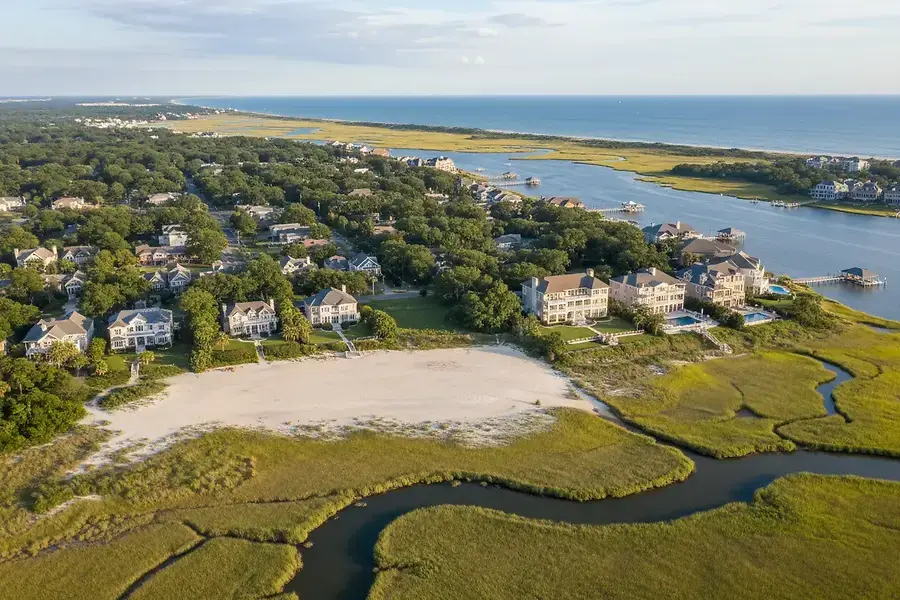 Waterfront vs. Inland Homes: Choosing Your St. Simons Island Residence