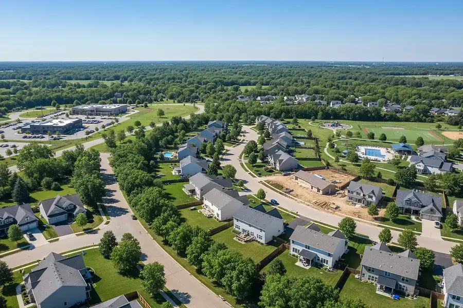 Navigating the Suburban Real Estate Market in Greater Des Moines