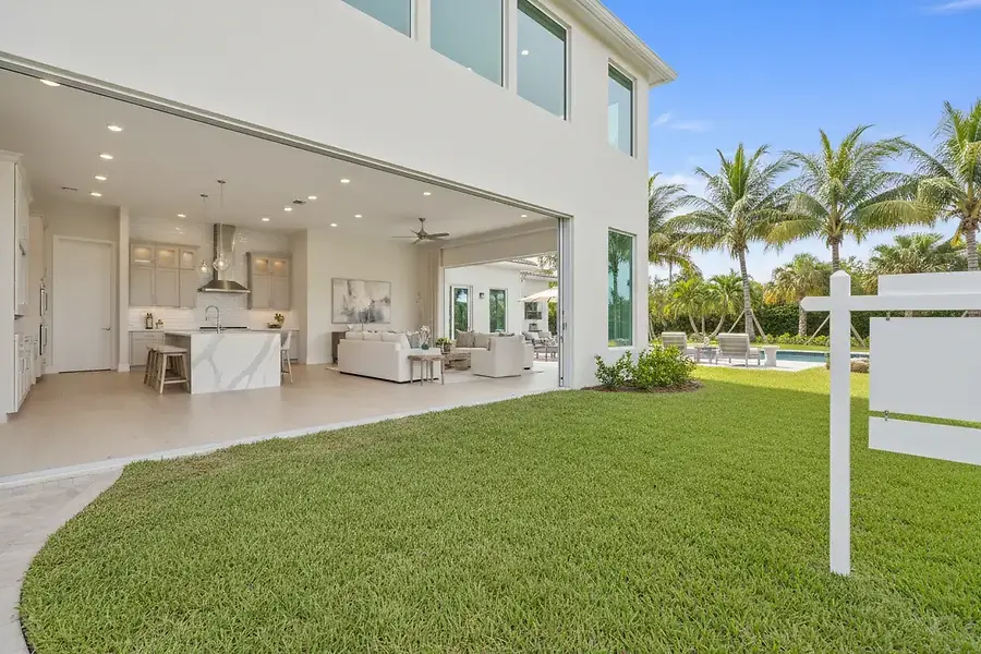 Selling Your Fort Myers Home: Key Strategies for Maximum Value