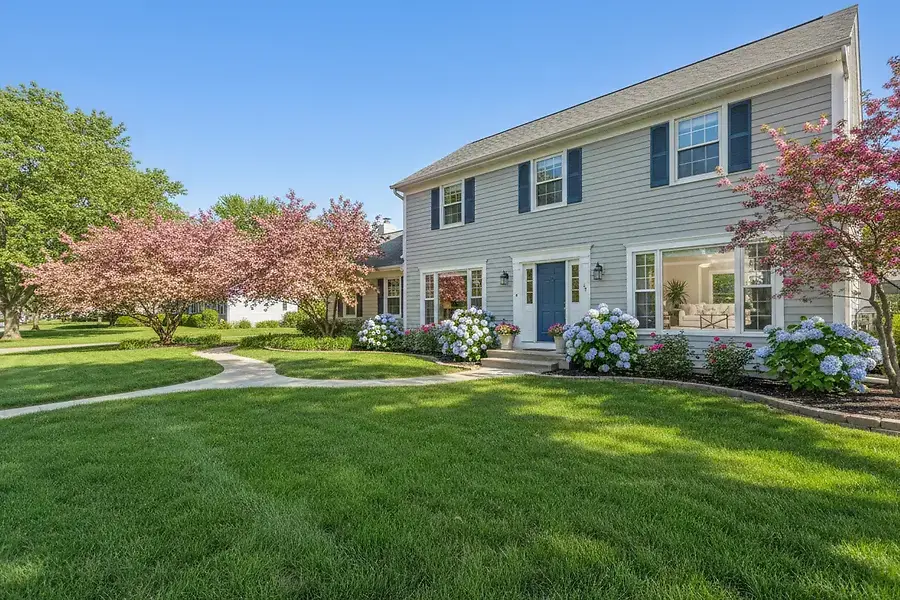 Selling Your Home in Saint Charles: What Homeowners Need to Know