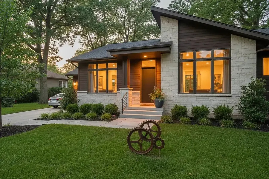 Maximize Your Indianapolis Home Sale: Expert Strategies for Top Dollar