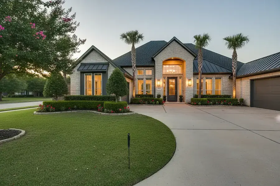 Houston Home Selling Strategies That Maximize Your Property Value