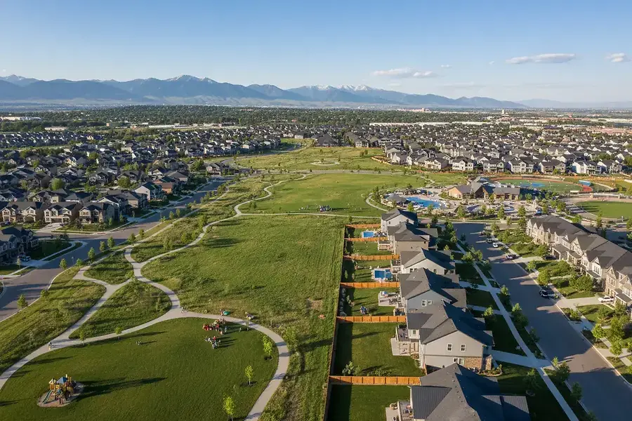 Relocating to South Denver Metro: A Guide to Your New Community