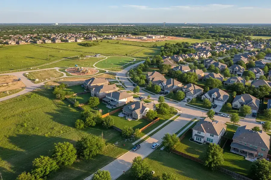 Your Complete Guide to Buying Homes in North Texas Suburban Communities