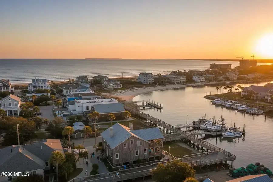 Relocating to North Carolina's Crystal Coast: What Buyers Should Know