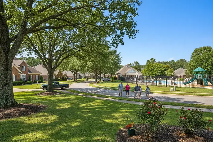 Understanding HOA Fees and What They Really Cover for Homeowners