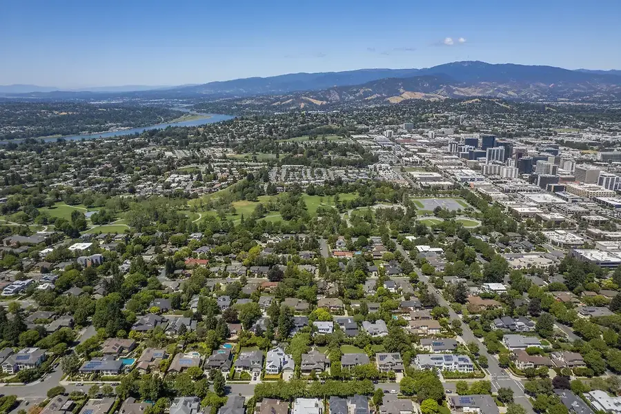 Understanding Mid-Peninsula Real Estate Market Trends and Home Values