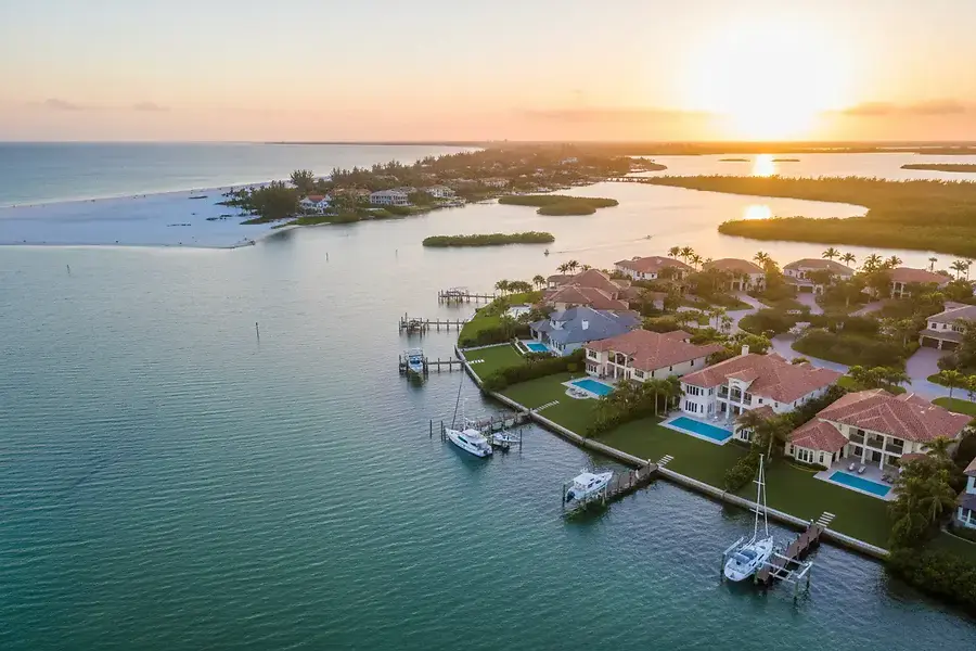 Buying Waterfront Homes in Southwest Florida: What You Need to Know