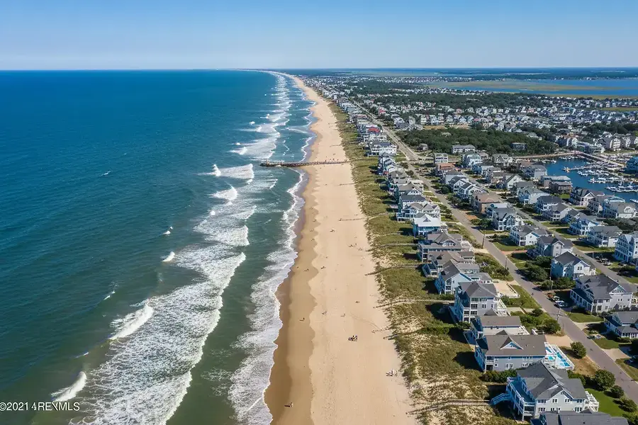 Delaware Coastal Homes: Comparing Rehoboth, Lewes & Fenwick Island