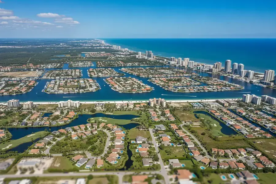 Relocating to Southwest Florida: Complete Neighborhood Comparison Guide