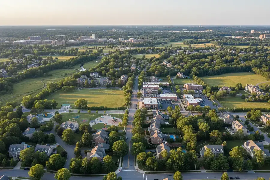 Neighborhood Comparisons: Choosing Between Delaware and Chester County Communities