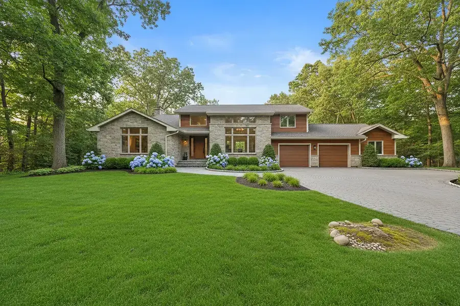 Selling Your Home in Southwestern Connecticut: A Strategic Guide