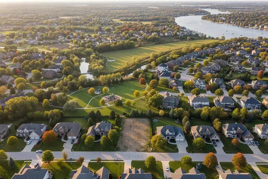 Your Complete Guide to Buying Homes in North Indianapolis Suburbs