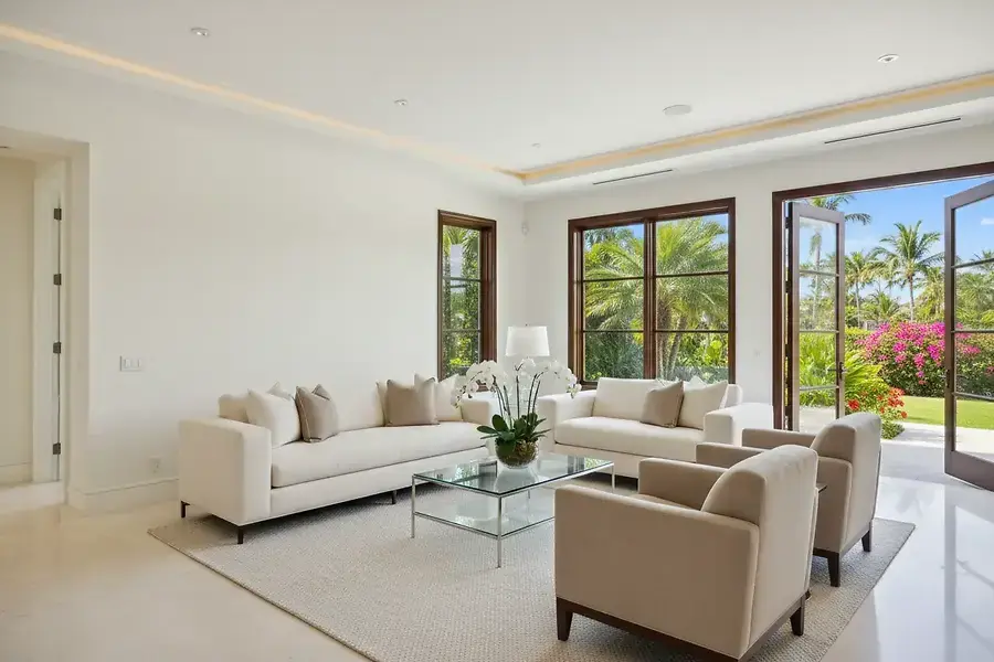 Essential Home Staging Tips to Sell Faster in Palm Beach Gardens