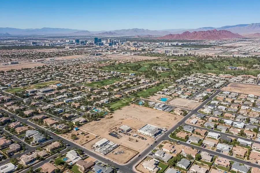Home Values Across Greater Las Vegas: Comparing North Las Vegas to Summerlin
