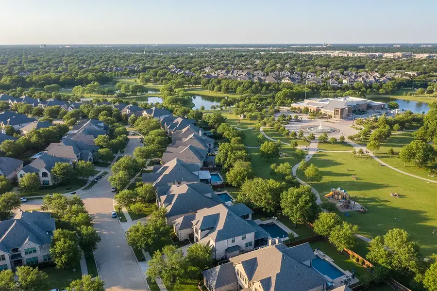 The Woodlands Real Estate Market: Neighborhood Comparison Guide