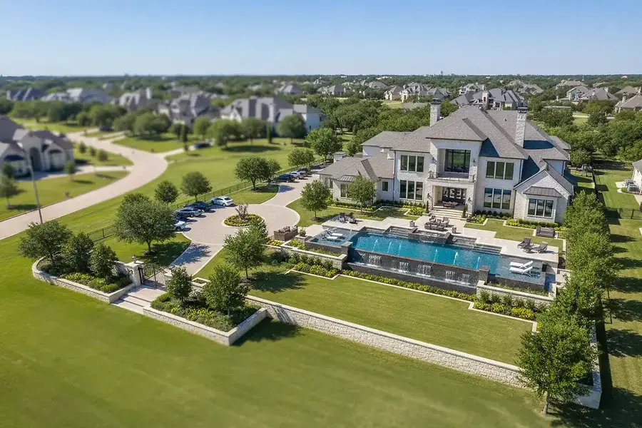Southlake Luxury Homes: Premium Features Affluent Buyers Seek