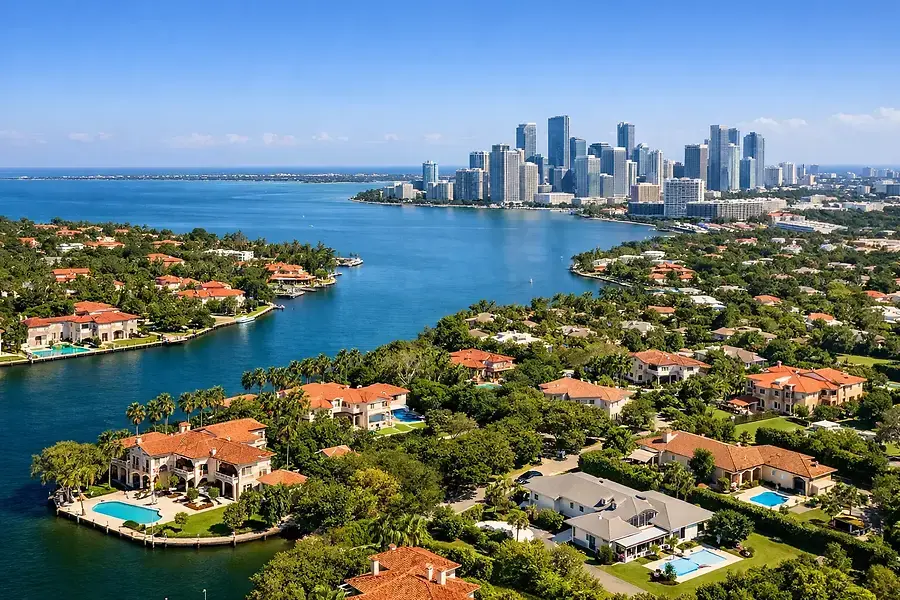 Property Valuation Trends in South Florida's Premium Markets
