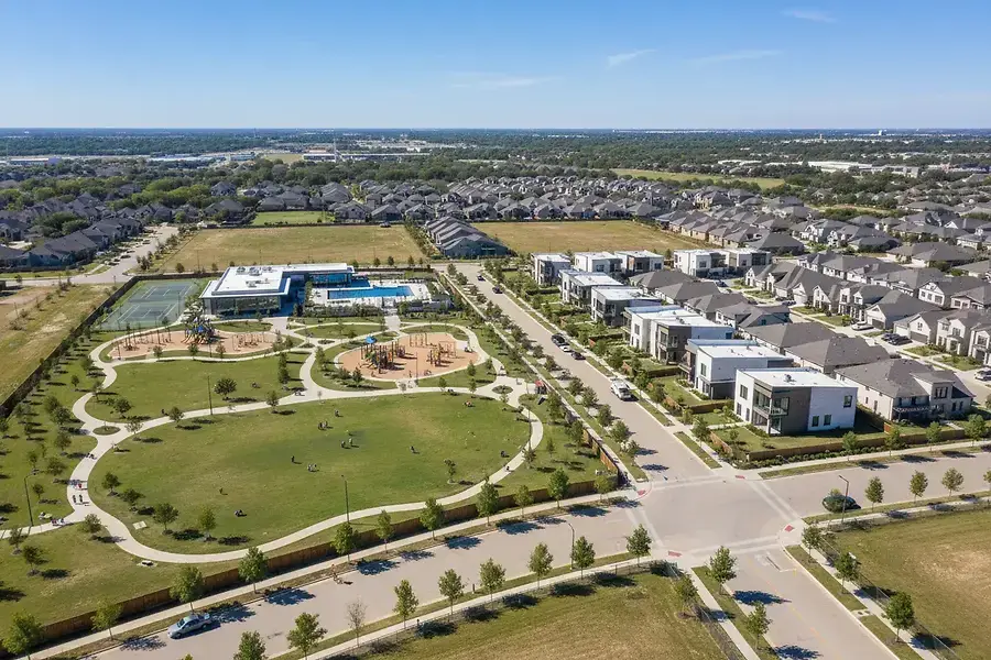 Why DFW Homeowners Are Choosing Newer Communities Over Established Neighborhoods