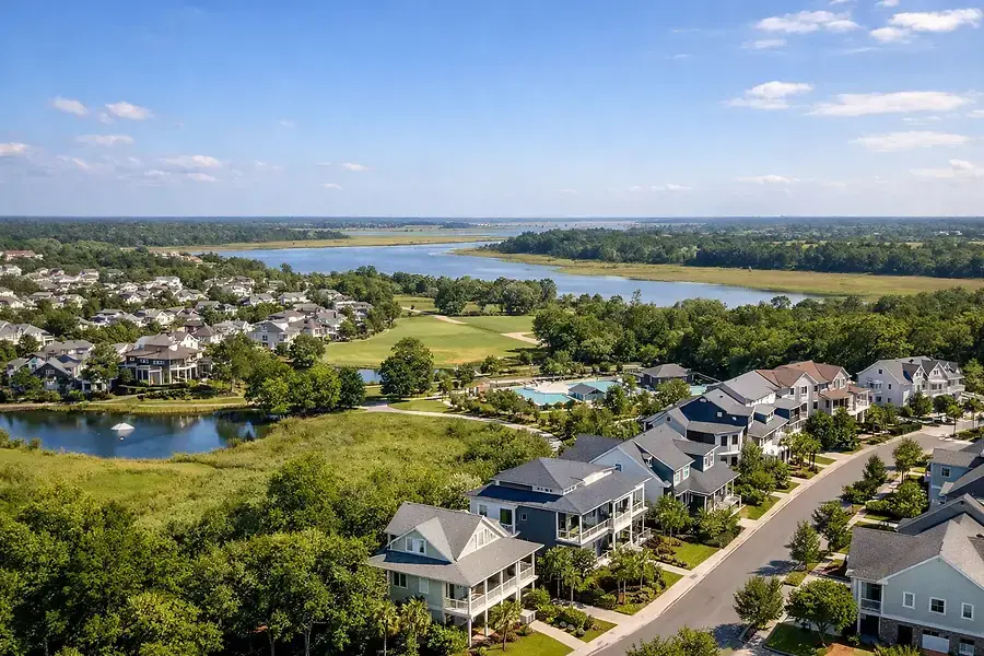 Buying a Home in Charleston's Fastest-Growing Suburban Communities