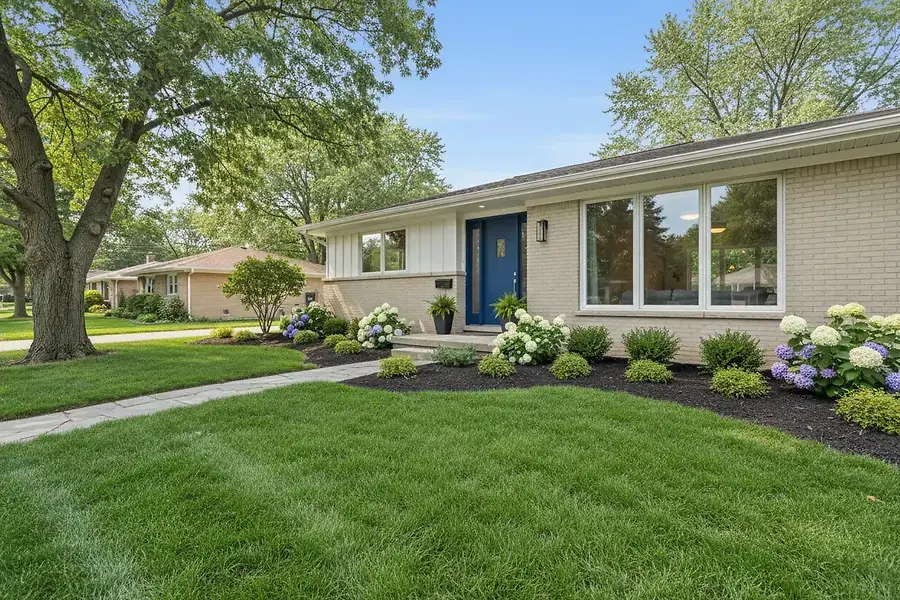 Selling Your Home Fast in Metro Detroit's Competitive Market