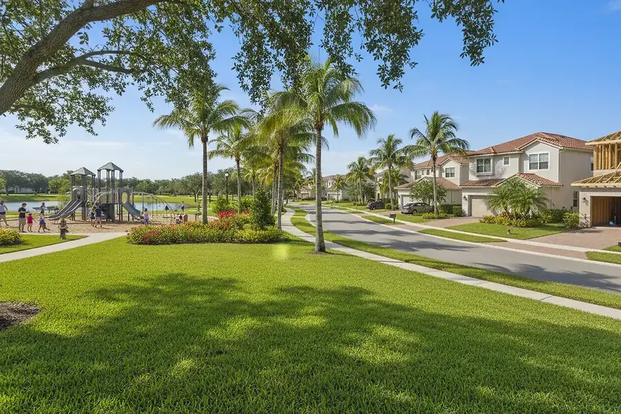 Understanding Property Values in West Broward's Fastest-Growing Communities