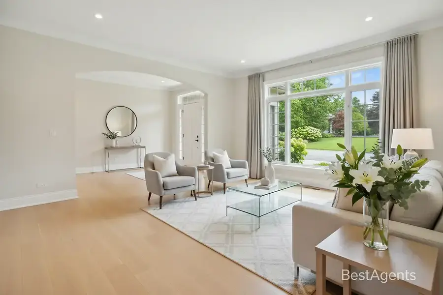 Selling Your Wilmette or Chicago Home: A Strategic Guide to Success