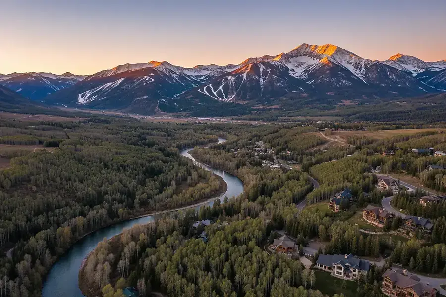 Mountain Communities Real Estate Guide: Roaring Fork Valley Living