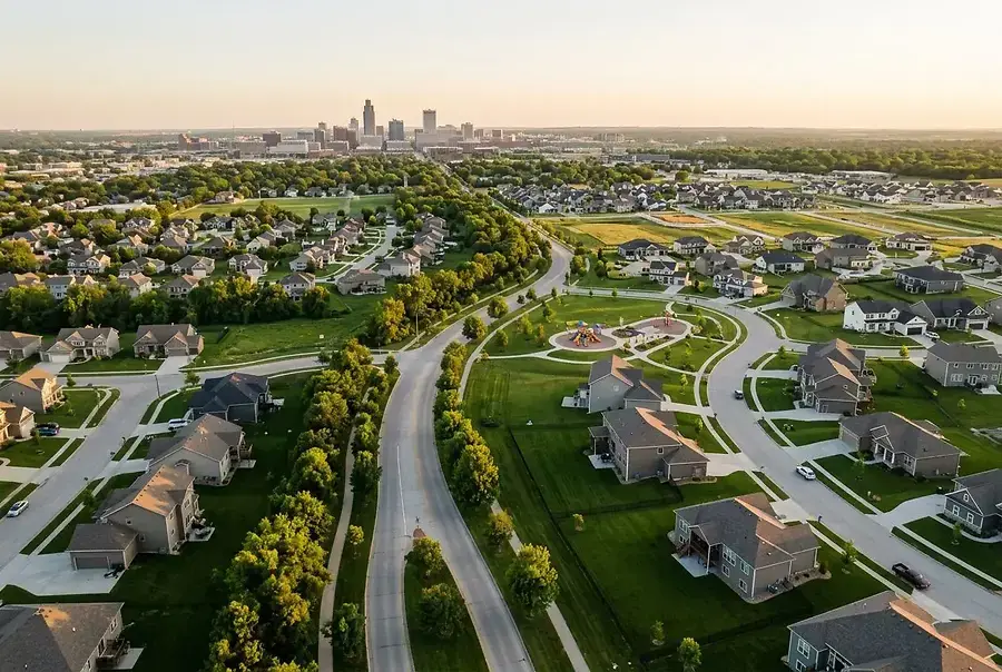 Nebraska Suburbs: Investment Potential in Omaha's Expanding Corridor