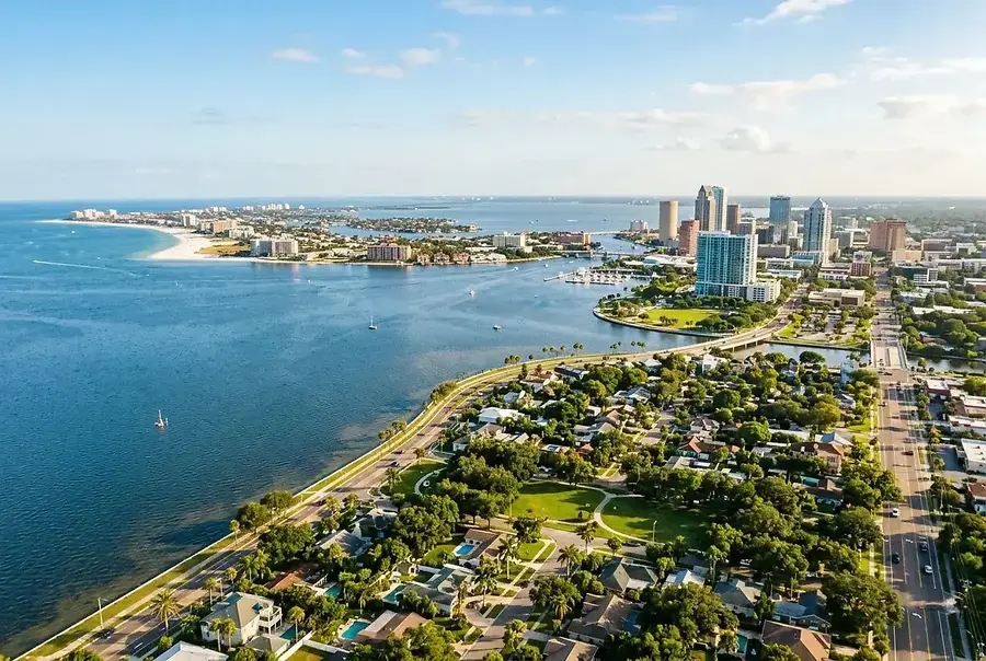 Choosing the Right Tampa Bay Neighborhood for Your Lifestyle