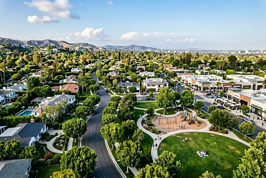 Brentwood Neighborhood Guide: Schools, Amenities & Community