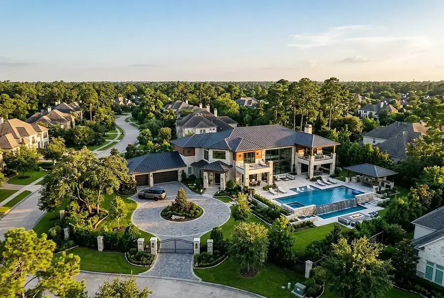 Luxury Home Market Trends in Greater Houston's Suburban Communities