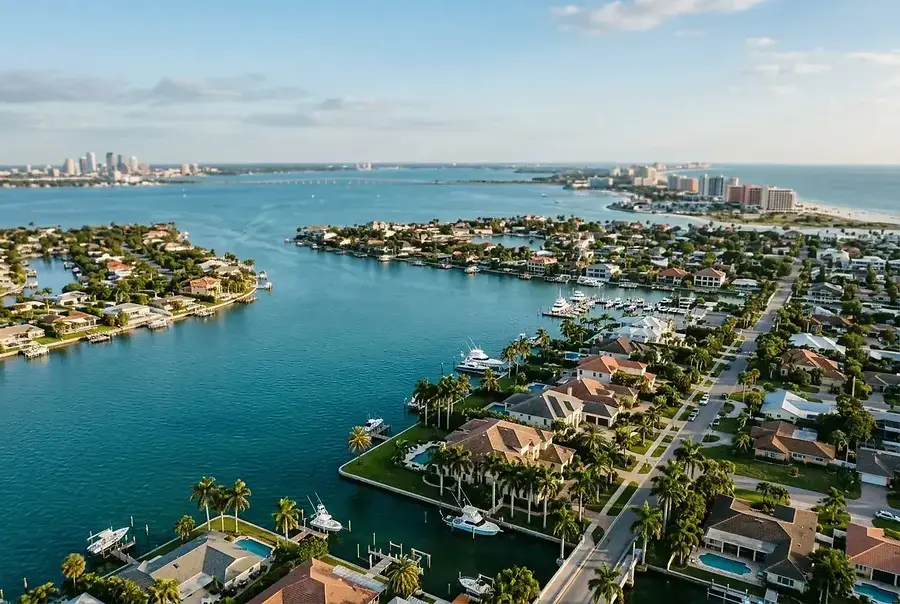 Home Values Across Tampa Bay: Comparing Neighborhoods from Oldsmar to Clearwater
