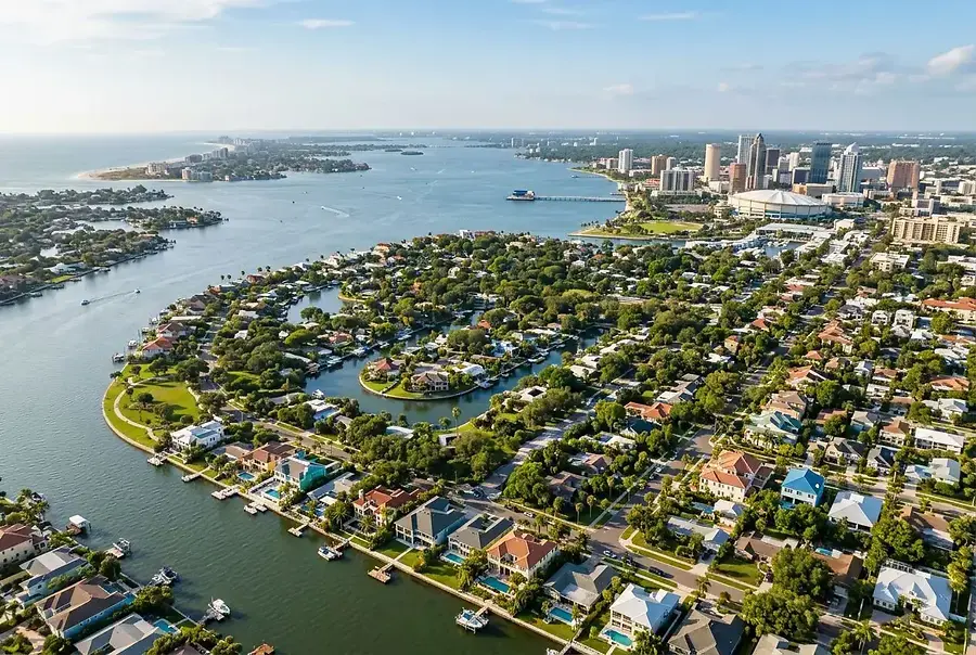 Saint Petersburg Neighborhoods: A Complete Home Buyer's Guide