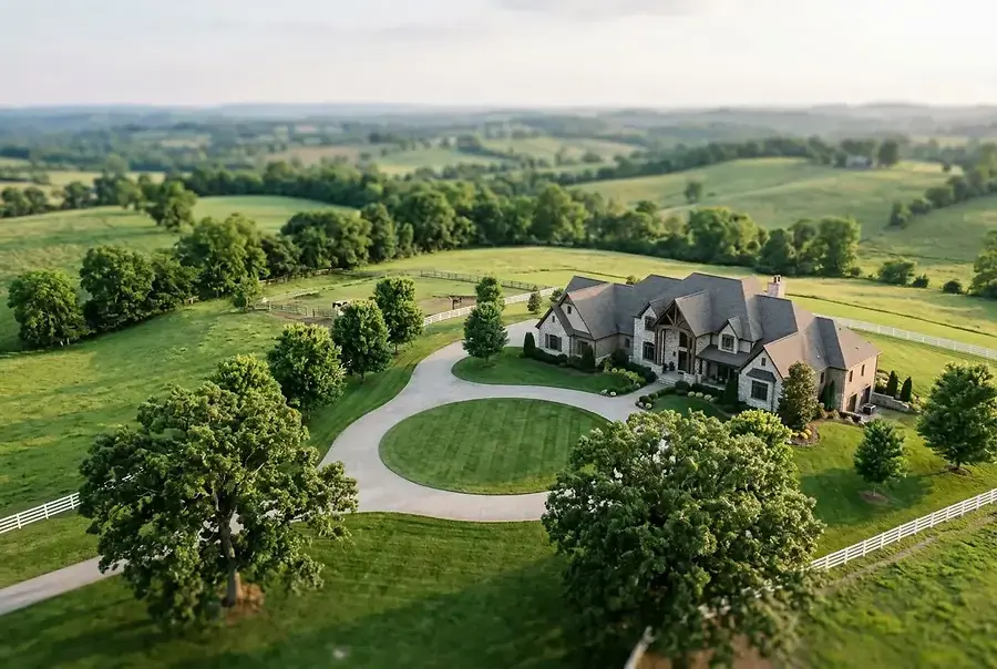 Luxury Homes in Central Kentucky: Premium Living Across 11 Counties