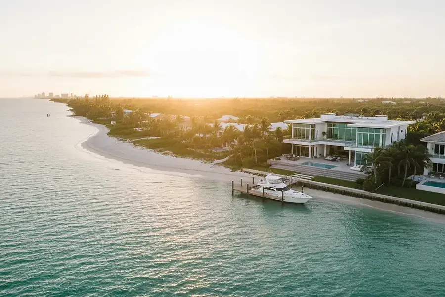 Luxury Waterfront Homes in Southwest Florida: What You Should Know