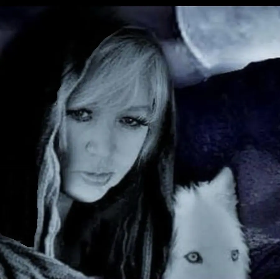 How I became The Snow Moon Girl 