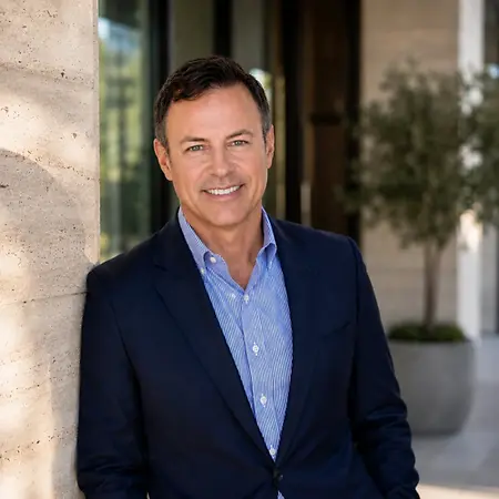 Michael Collins, REALTOR® on BestAgents