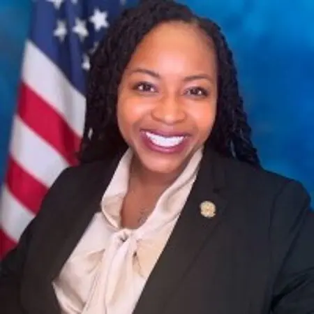 Crystal McFadden, PHR