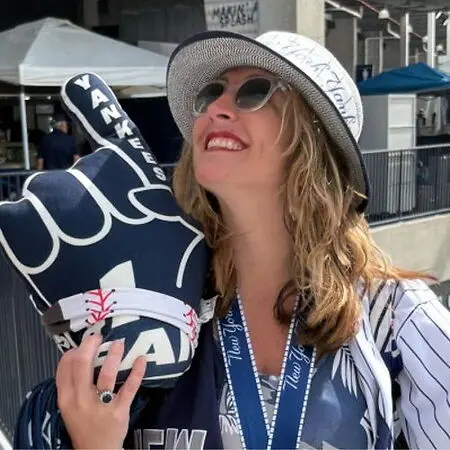 Tara Fenlon