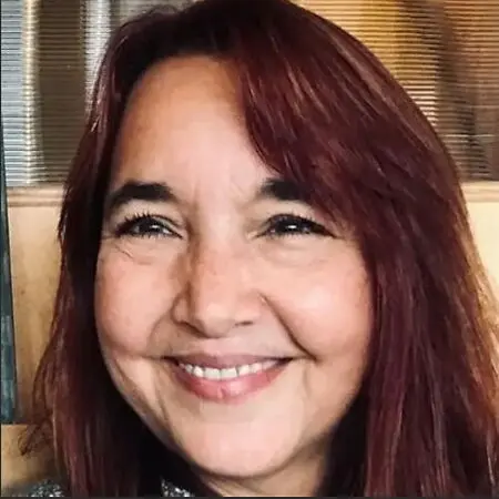 Ava  Ahva Chakravarti