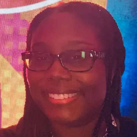 Na Shai (Alexander) Glover, SHRM-SCP